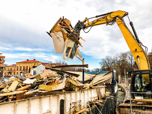 Best Basement Cleanout Services  in Springville, IA